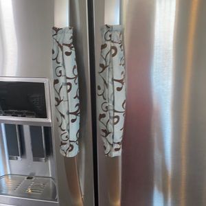 Refrigerator handle covers